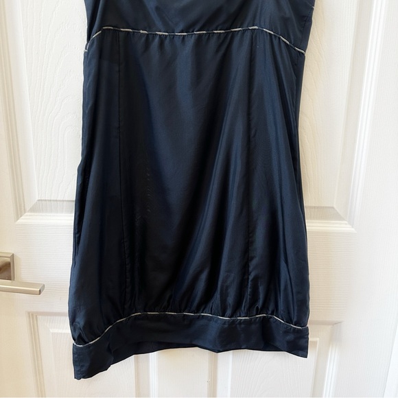 Sunner Silk Mini Slip Dress Sweetheart Neck Spaghetti Strap in Navy Blue Size 6 - Picture 8 of 8